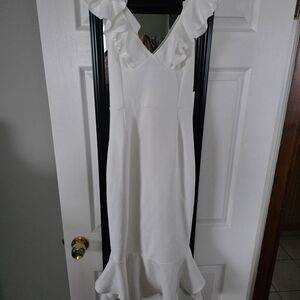 Selfie Leslie White Ruffle Midi Dress